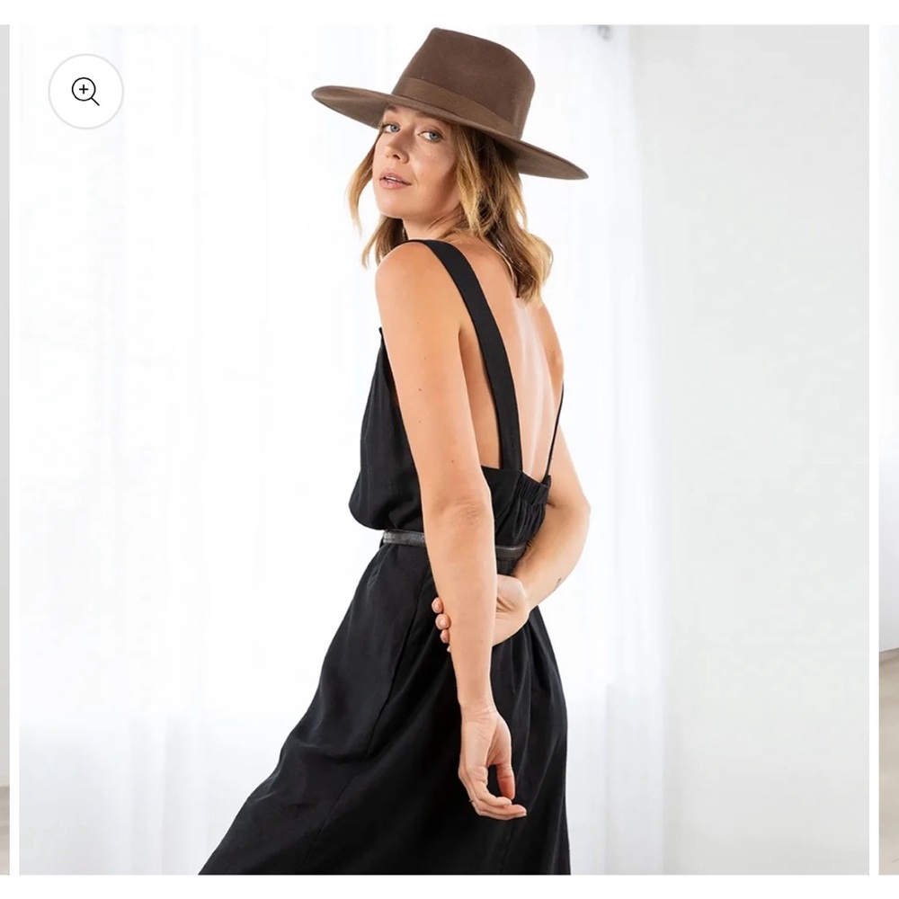 Sun dress low back NWT